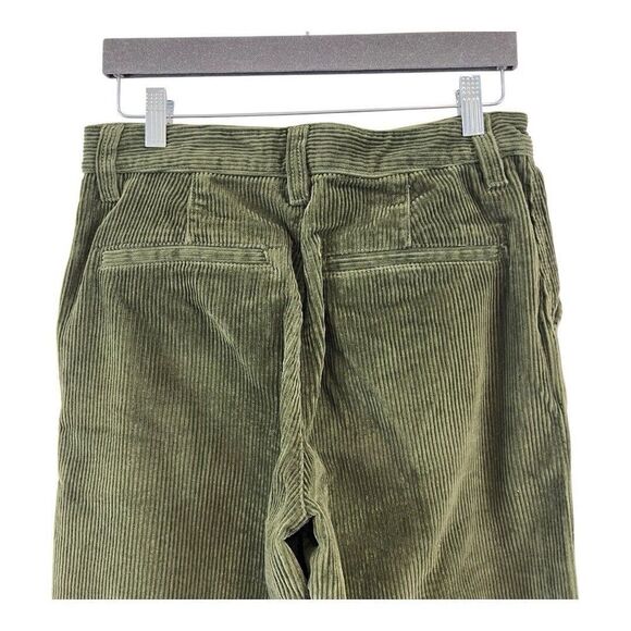 Aritzia Green Straight Leg Pants - Picture 4 of 5